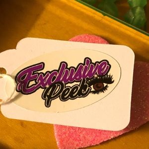 🆕 BEADS AND TEES. NWOT. RARITY. 🆕